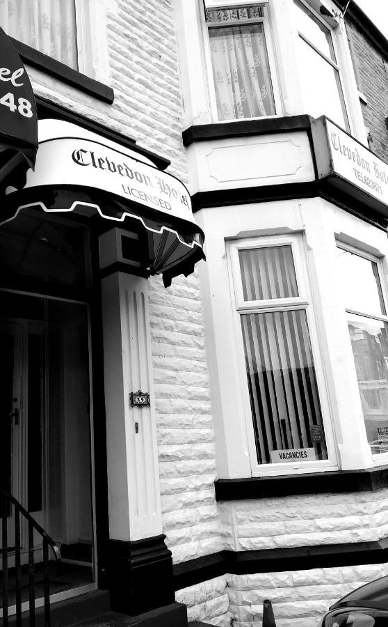 The Clevedon Bed & Breakfast Блекпул Екстериор снимка